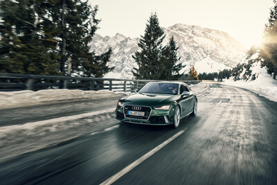 Audi RS7 Sportback Wintershooting Car to Car