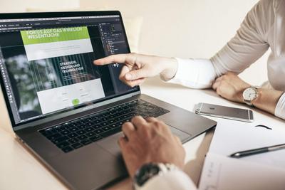 Kundenbesprechung - Webdesign Website Beratung