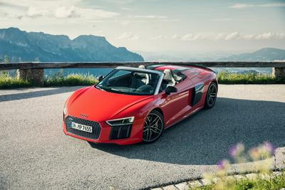 Audi R8 Spyder V10 plus