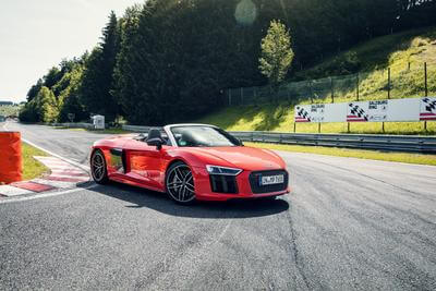 Audi R8 Spyder V10 plus