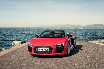 Audi R8 Spyder - Gardasee in Italien