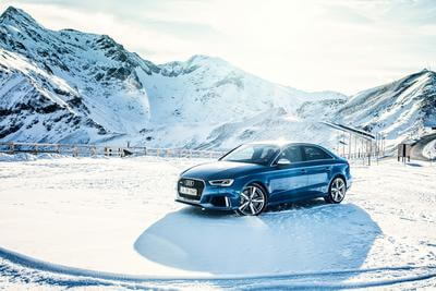 Audi RS3 Limousine auf dem Großglockner