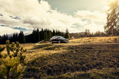 Audi SQ7 TDI - Almen in den Alpen