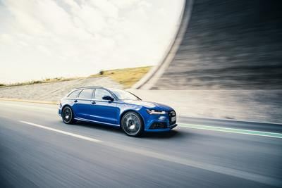 RS6 Performance Avant Car2Car Shooting