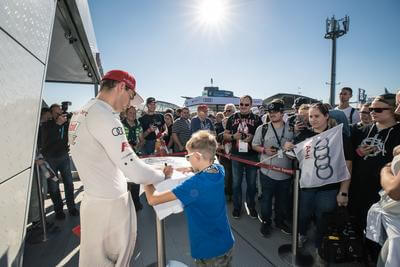 Audi Fan Area - Autogrammstunde