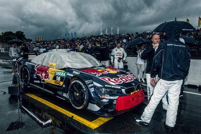 DTM Startaufstellung bei schlechten Wetter