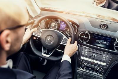 Mercedes Benz SL500 Interior