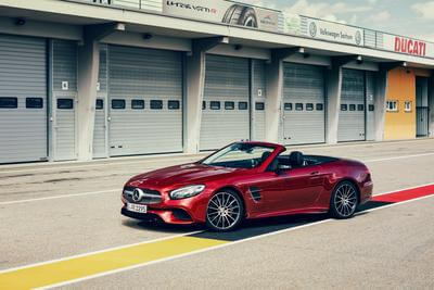 Mercedes Benz SL500 auf dem Sachsenring