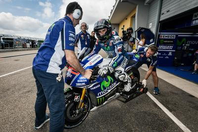 MotoGP Boxengasse am Sachsenring